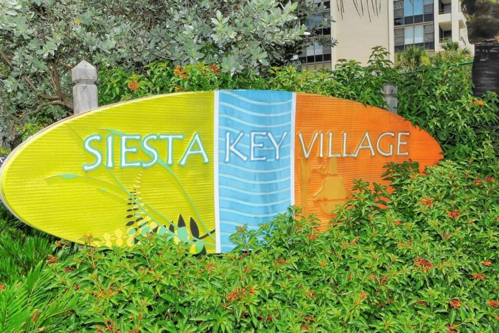 Siesta Key Village-Suite #3: A Block To The Beach! Sarasota Exterior photo